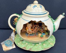 Enesco Teapot Bungalow Tee Kanne Mäuse Mini Action Musical Musik-Spieluhr