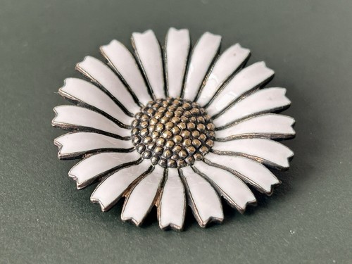 Georg jensen daisy brosche - daisy,