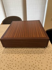 Japanisches Go-Brett