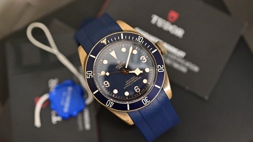 Tudor heritage black bay - tudor,