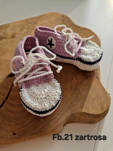 Babychucks gehäkelt - , fb