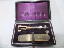 Altes Uhrmacherwerkzeug, Original Schatulle,  C.W.Zipperer, München