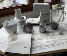 Braun KM 32 Küchenmaschine mit Zubehör