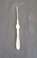 alte  Hummergabel  -  Gravur