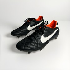Nike Tiempo Leder Fußball