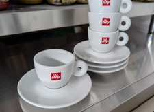 Illy Logo Espressotasse 60 ml