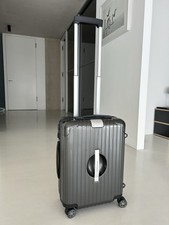 RIMOWA x Porsche Essential