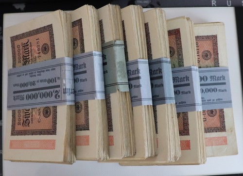 700 banknoten mit - banknoten, ro.84