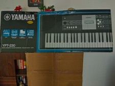 Keyboard YAMAHA YPT 230 61