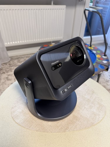 Hisense pro trichroma - 4k,