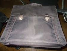 PICARD LEDER-KUNSTSTOFF MIX AKTENTASCHE GROSS SCHWARZ BLACK UMHÄNGERIEMEN GUT