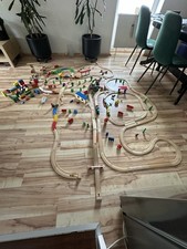 Holz Eisenbahn mit Steckformen