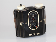 Adox 66 Rollfilmkamera Box