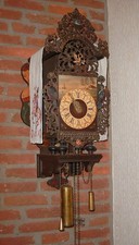 friesenuhr stoelklok antik