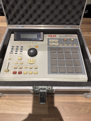 Akai mpc2000xl - akai,
