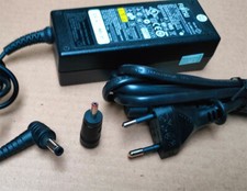 original Fujitsu Stylistic Q616 Q7310 Q7311 Q736 Q738 Q739 V727 Netzteil Kabel