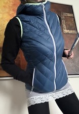 Tolle leichte warme 90% Daunen 10% Federn Outdoor Weste Gr.S Rock Experience NEU