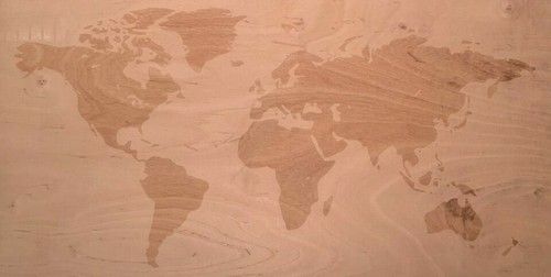 Weltkarte auf holz gelasert - auf,