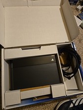 Sony PlayStation 4 (500 GB)