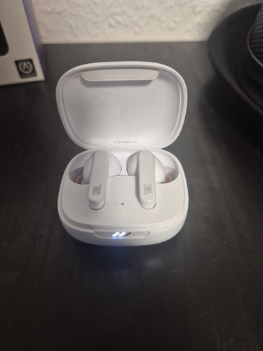 Jbl live pro - jbl, tws
