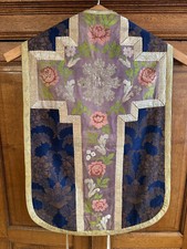 Blaues Messgewand, römische Kasel, Bassgeige