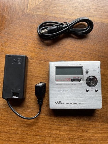 Sony r909 walkman - mz-r909,