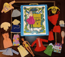 THE WORLD OF BARBIE KLEIDUNG