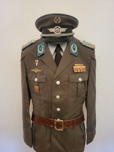 Ddr uniform der - ddr,
