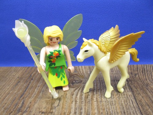 Fee mit pegasus fohlen tiere - fee,