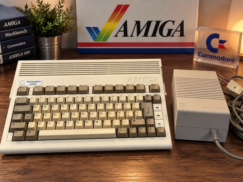 Commodore amiga 600 - 600,
