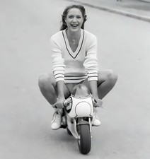 Joëlle Mogensen Hochglanz