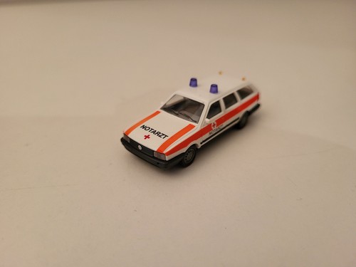 Busch passat notarzt - h0, vw
