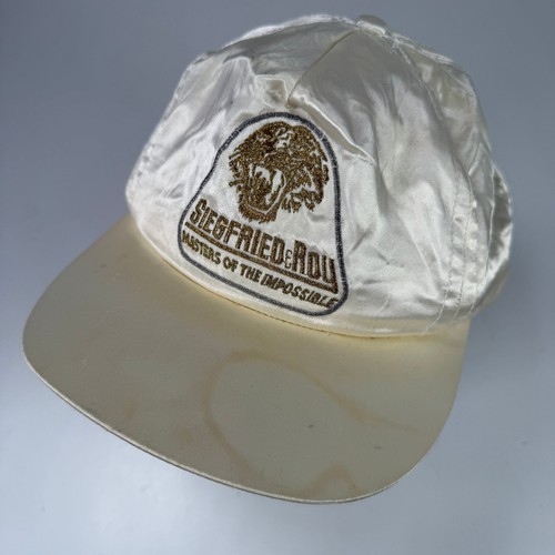 Siegfried roy hat - &,
