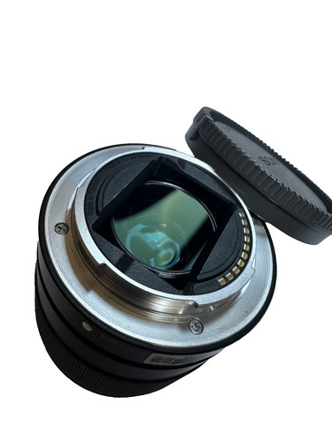 Sony 28mm 2 sel28f20 - fe, f/2