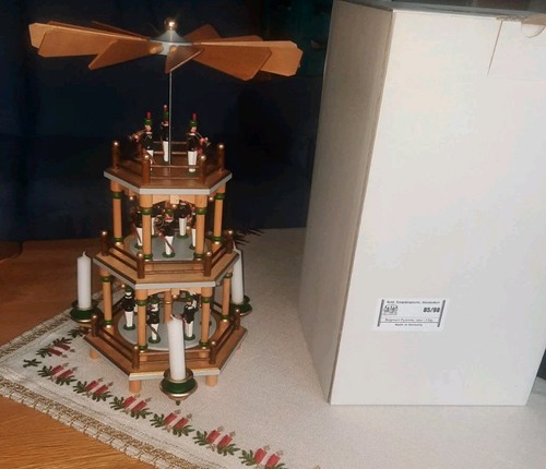 Weihnachtspyramide von flath - weihnachtspyramide,
