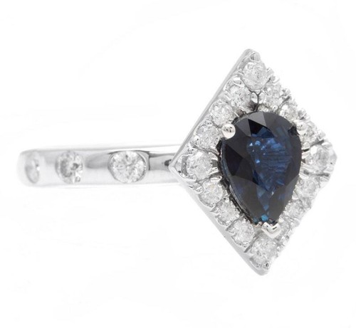Natural blue sapphire - blue,