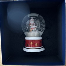 Hutschenreuther, Schneekugel, Weihnachtsmann. 2003 Limitiert.