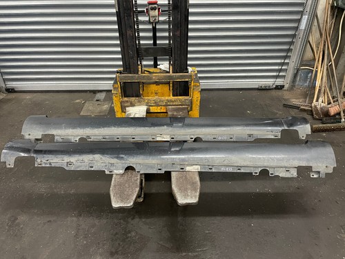 Audi schweller links - a8,