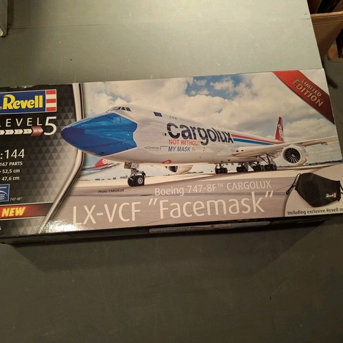 144 revell boeing 747 - 1/144, 747-8f