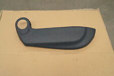 Audi A4 8D/B5 Avant Sitzverkleidung VR Beifahrerseite Dunkelblau 68616 -