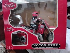 Ferngesteuertes Motorrad   von  Coca-Cola  Abzugeben 