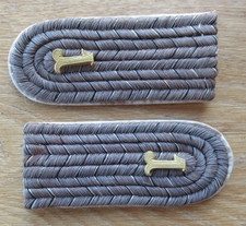 Orig. Paar Schulterklappen