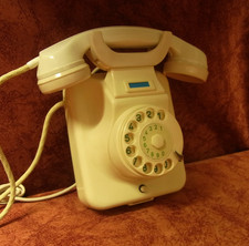 61! W49 Wandtelefon Ti-Wa