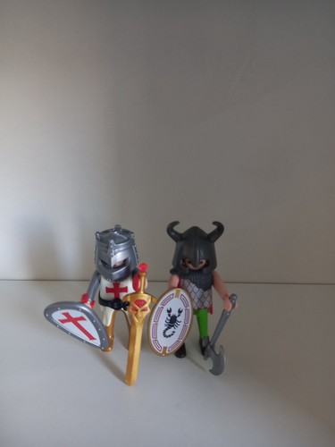 Playmobil kreuzritter und - kreuzritter,