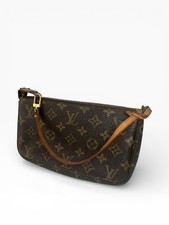 Louis Vuitton Pochette