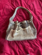 wunderschöne Tasche aus