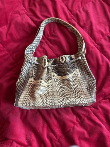 Wunderschöne tasche aus - wunderschöne,