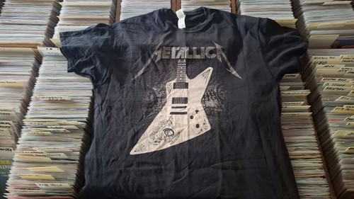 Metallica shirt guitar - guitar, james
