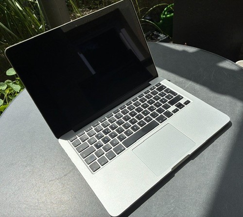 Apple macbook pro - macbook, pro,