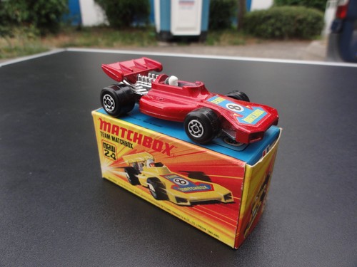 Matchbox team 24 - team,